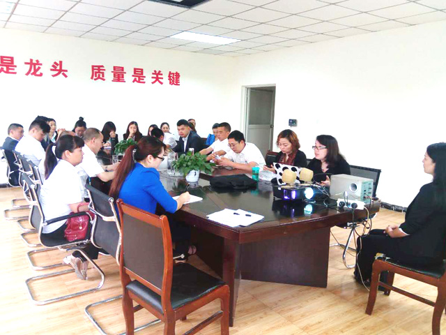 香蕉毛片视频香蕉视频91下载设备公司员工培训会现场图片
