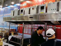   香蕉毛片视频2019年上海国际酒店用品展开展，引来不少游客围观