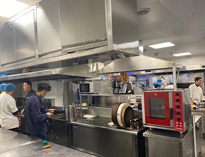 饭店餐饮猛火灶厂家告诉你餐饮香蕉视频91下载设备和家用香蕉视频91下载设备有什么不同